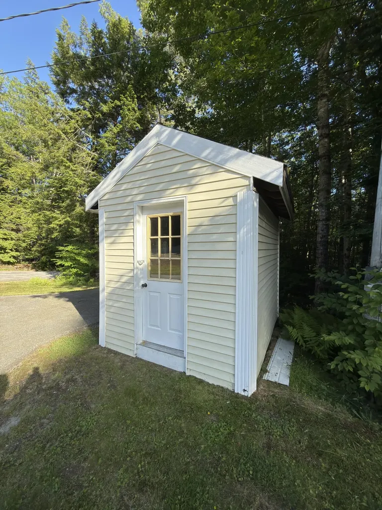 14 Wards Hill Road Baldwin ME 04091