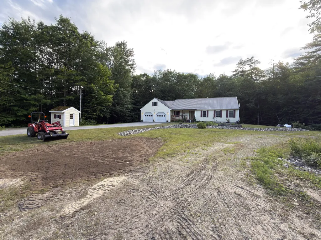 14 Wards Hill Road Baldwin ME 04091