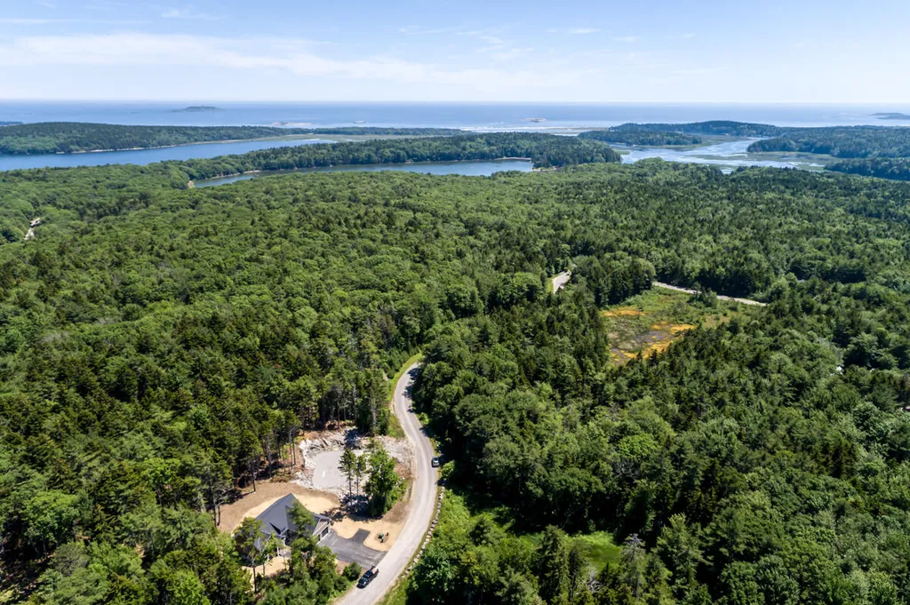 51 Sagamore Drive Phippsburg ME 04562