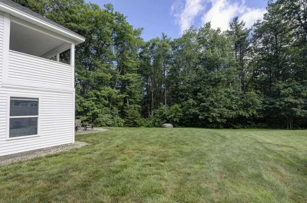 2 Chickadee Lane Scarborough ME 04074