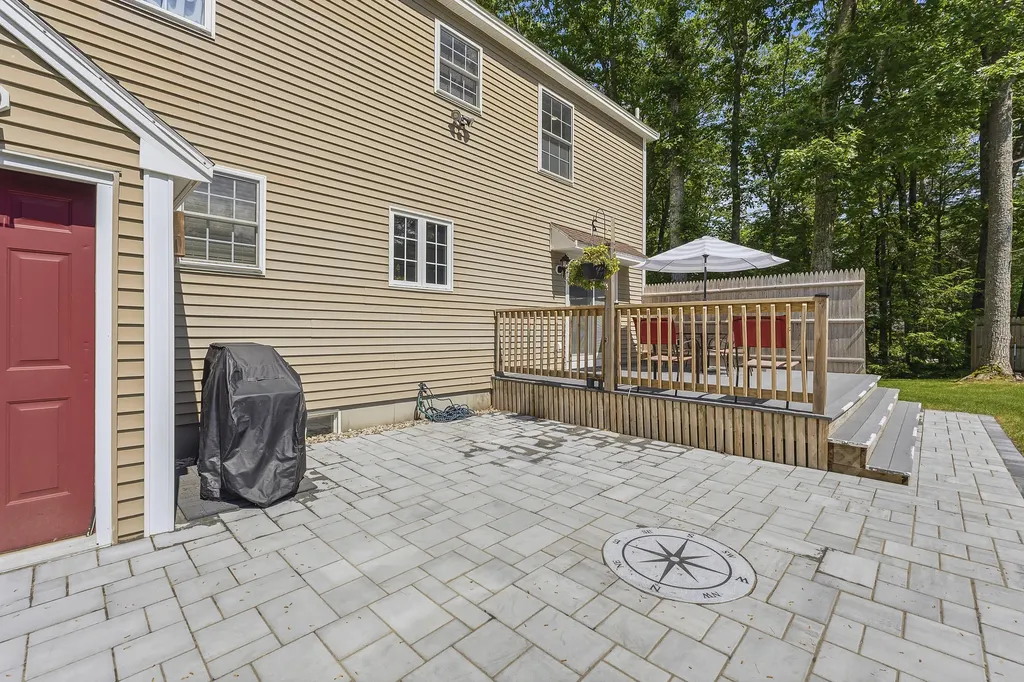 2 Shady Woods Lane Kennebunk ME 04043