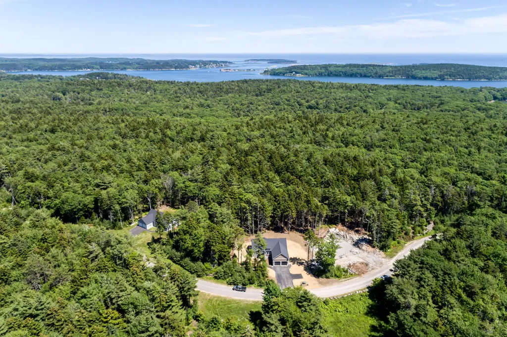 51 Sagamore Drive Phippsburg ME 04562