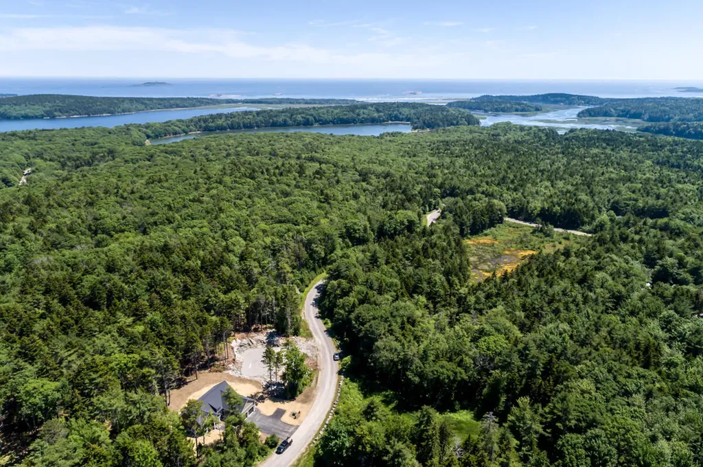 51 Sagamore Drive Phippsburg ME 04562