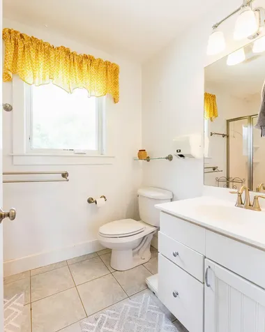 34 Thatcher Street Thomaston ME 04861