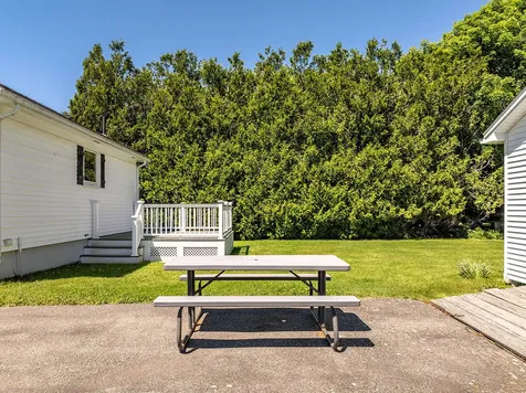 34 Thatcher Street Thomaston ME 04861
