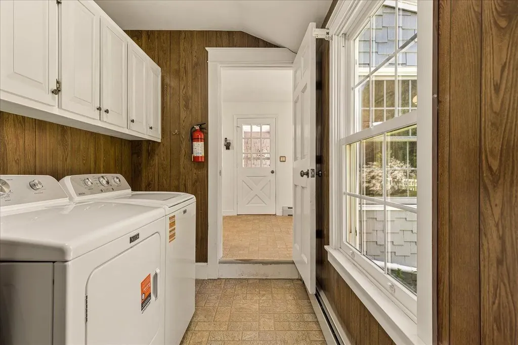 17 Savage Road Searsport ME 04974