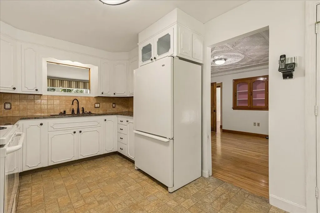 17 Savage Road Searsport ME 04974