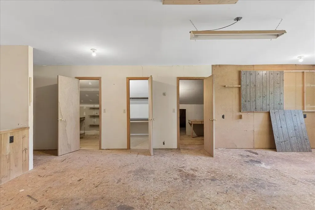 17 Savage Road Searsport ME 04974