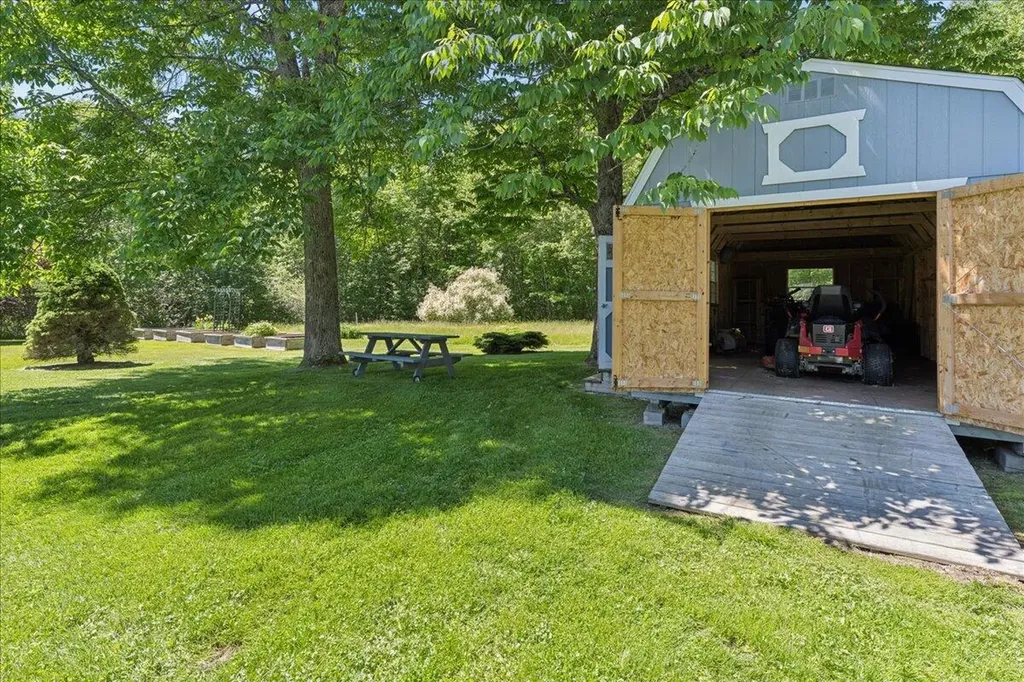 17 Savage Road Searsport ME 04974