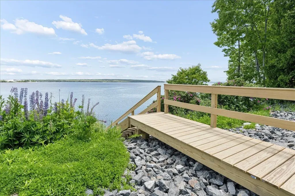 17 Savage Road Searsport ME 04974