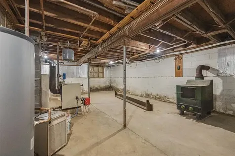 17 Savage Road Searsport ME 04974