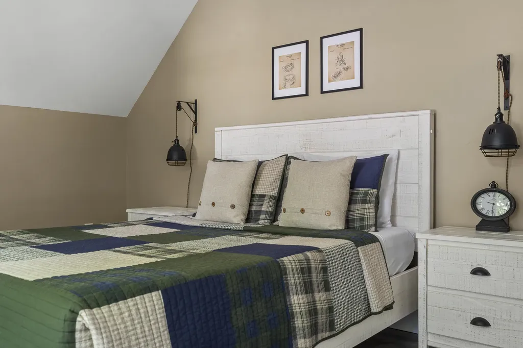 36 Pleasant Street Rangeley ME 04970