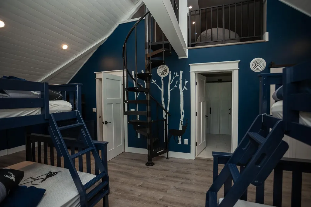 36 Pleasant Street Rangeley ME 04970