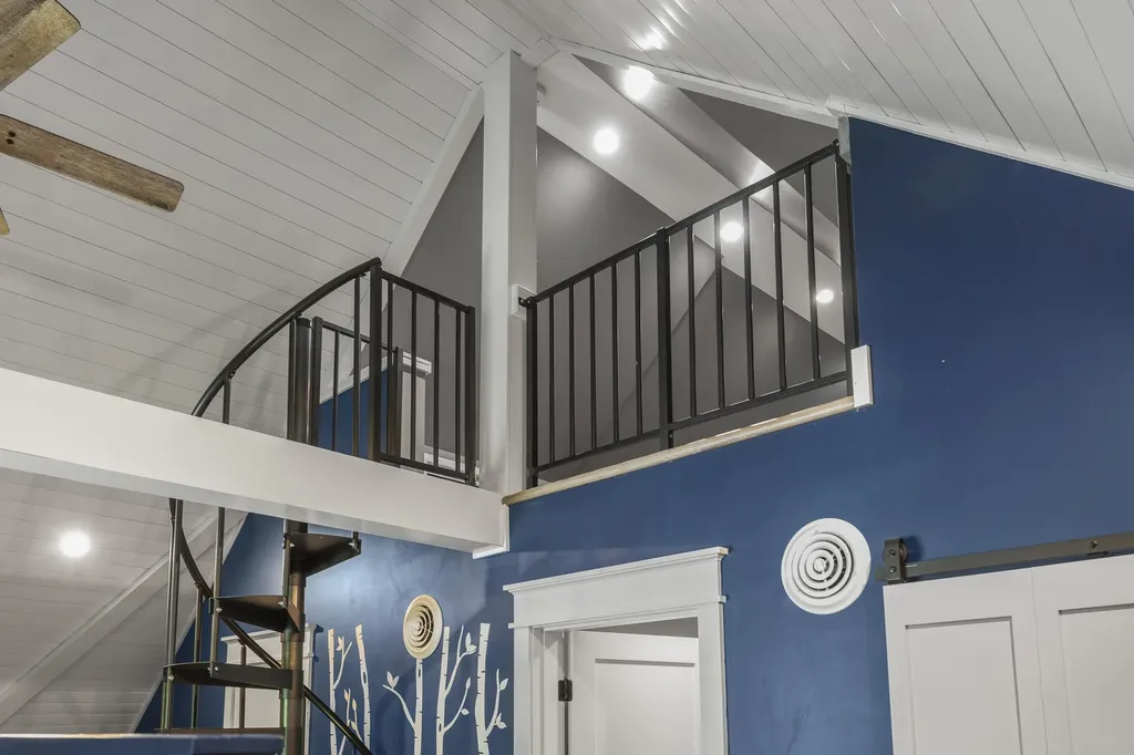36 Pleasant Street Rangeley ME 04970