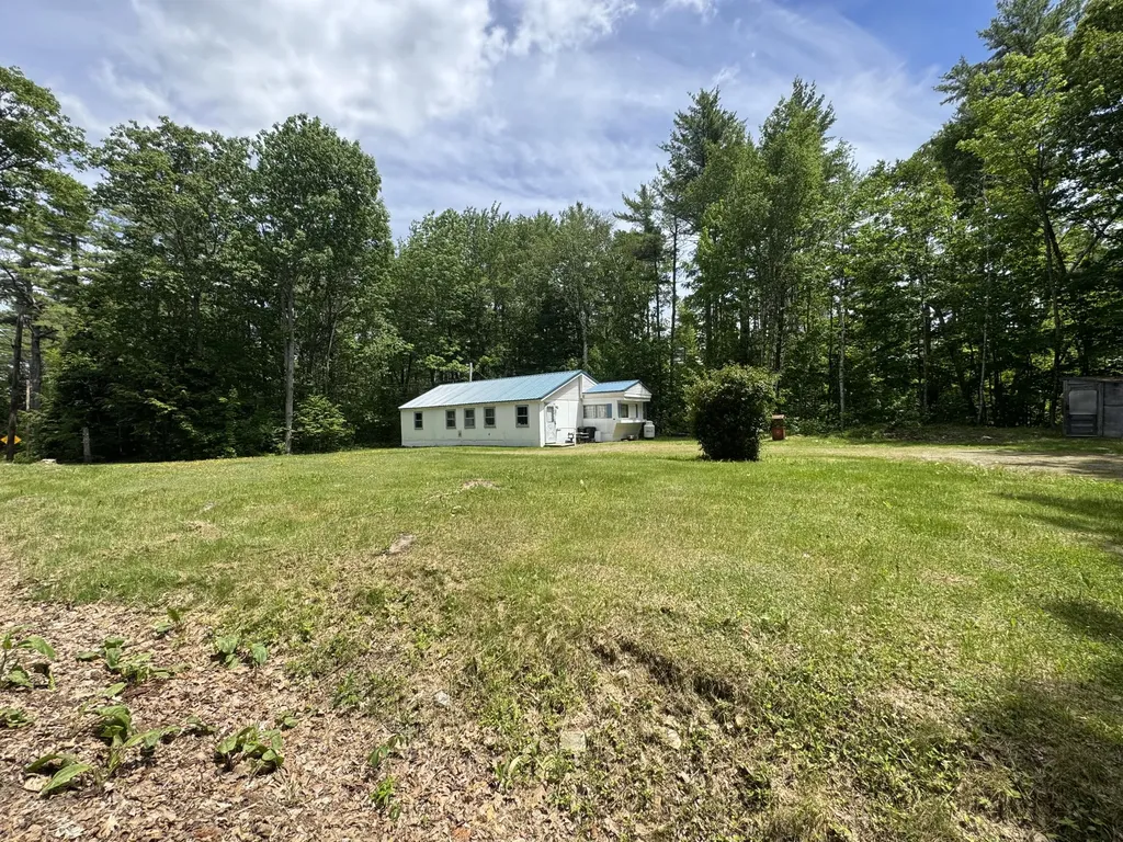177 Barton Road Windsor ME 04363