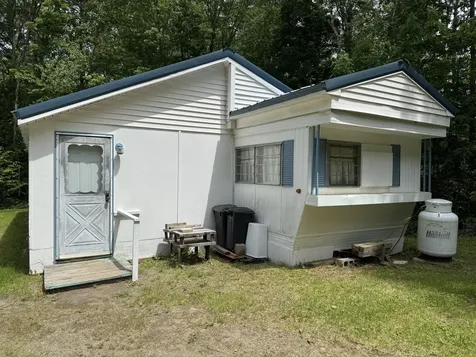 177 Barton Road Windsor ME 04363
