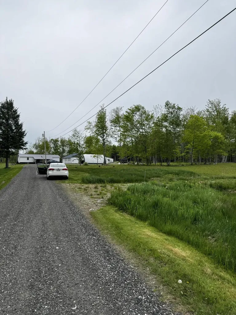 M5 00 Leavitt Lane Palmyra ME 04965