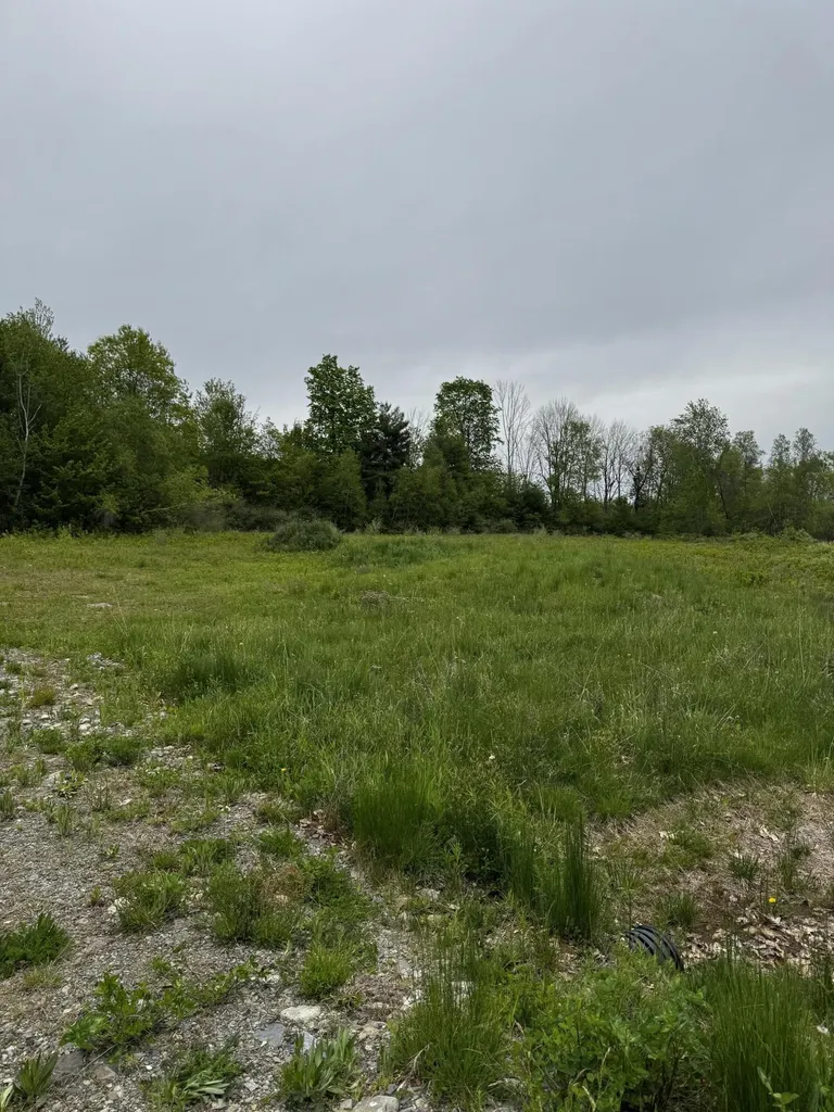 M5 00 Leavitt Lane Palmyra ME 04965