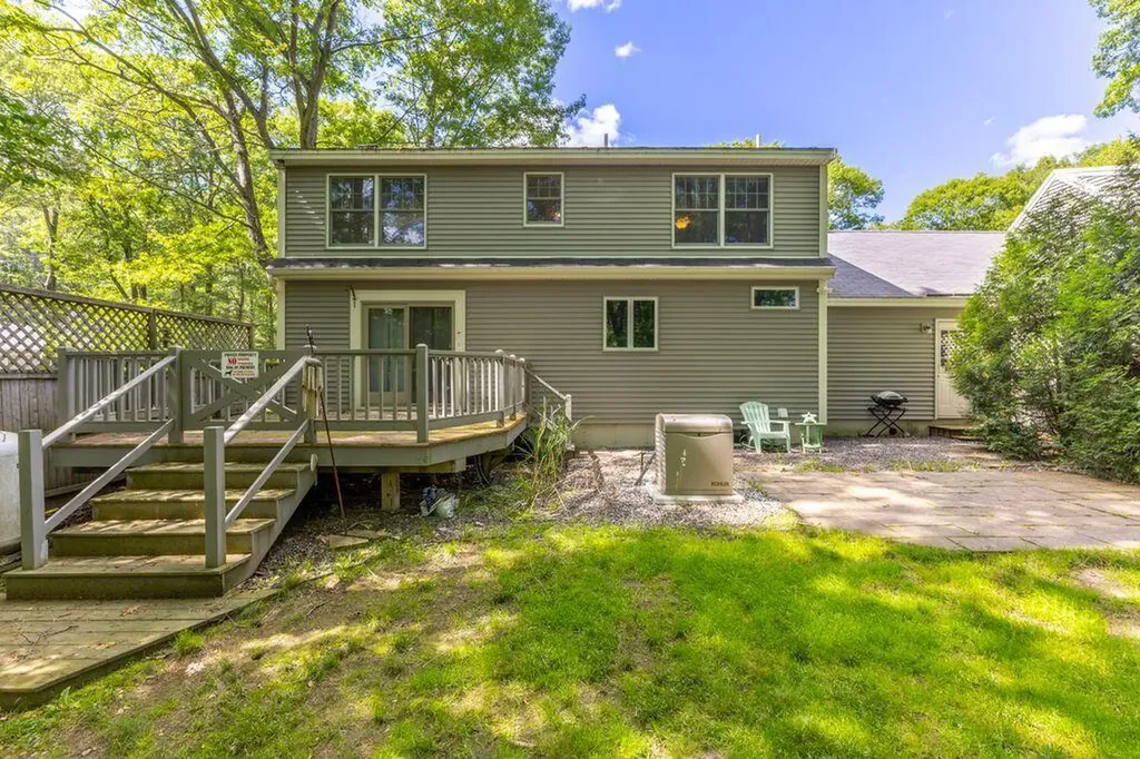 18 Cape Woods Drive Cape Elizabeth ME 04107