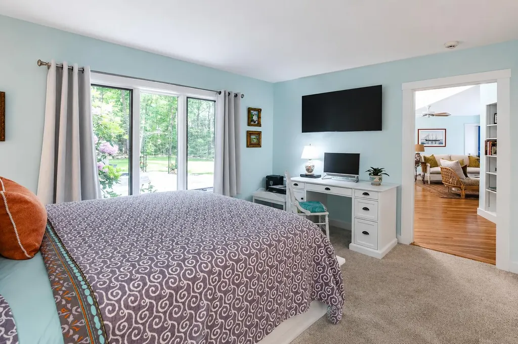 12 Alexander Drive Rockport ME 04856