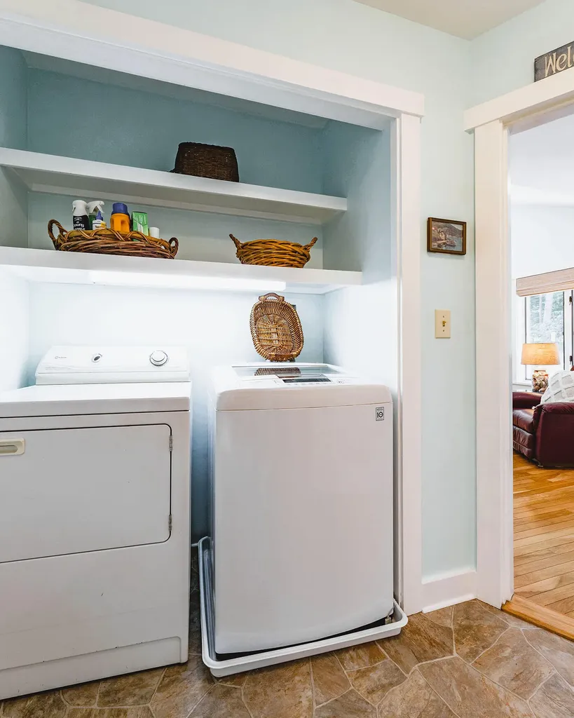 12 Alexander Drive Rockport ME 04856