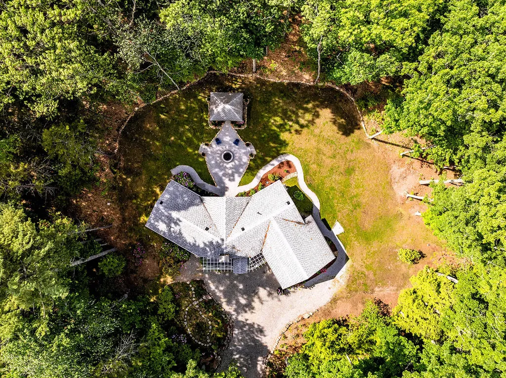 12 Alexander Drive Rockport ME 04856
