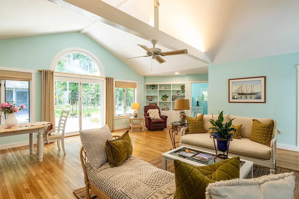 12 Alexander Drive Rockport ME 04856