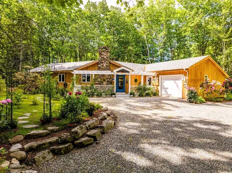 12 Alexander Drive Rockport ME 04856