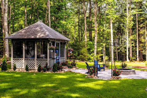 12 Alexander Drive Rockport ME 04856