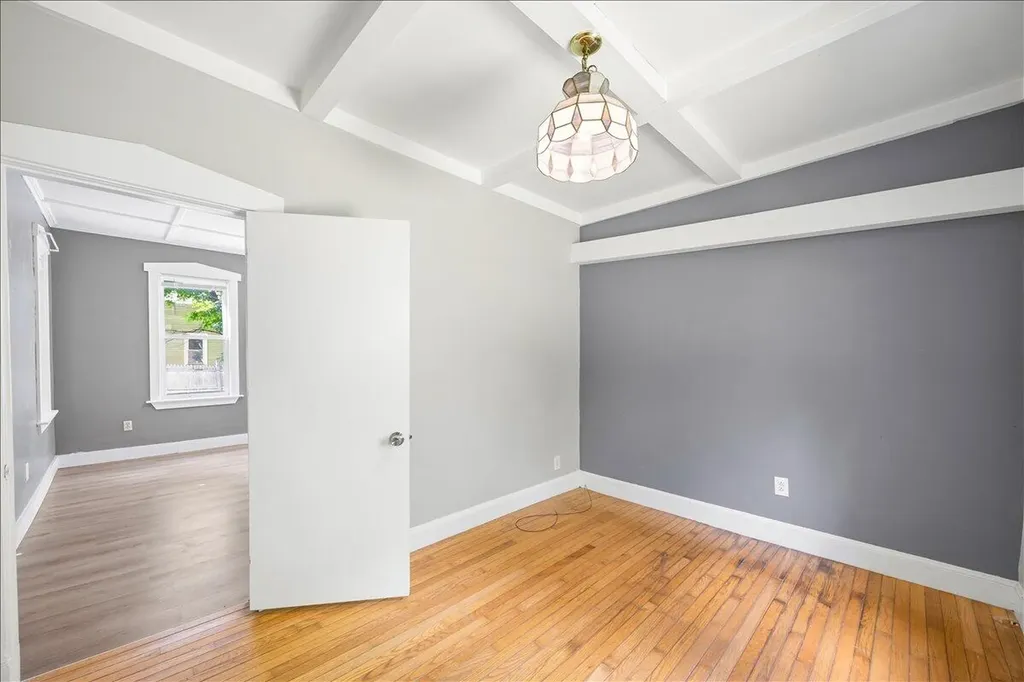987 Main Street Vassalboro ME 04989
