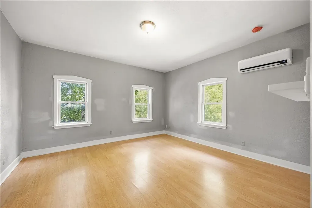 987 Main Street Vassalboro ME 04989