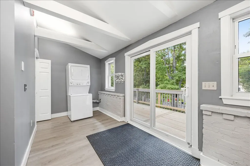 987 Main Street Vassalboro ME 04989