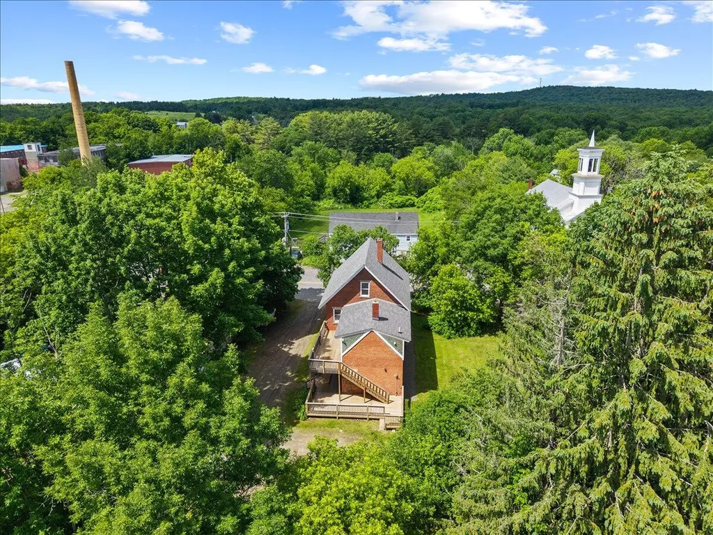 987 Main Street Vassalboro ME 04989
