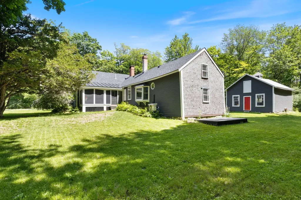 404 Blackstrap Road Falmouth ME 04105