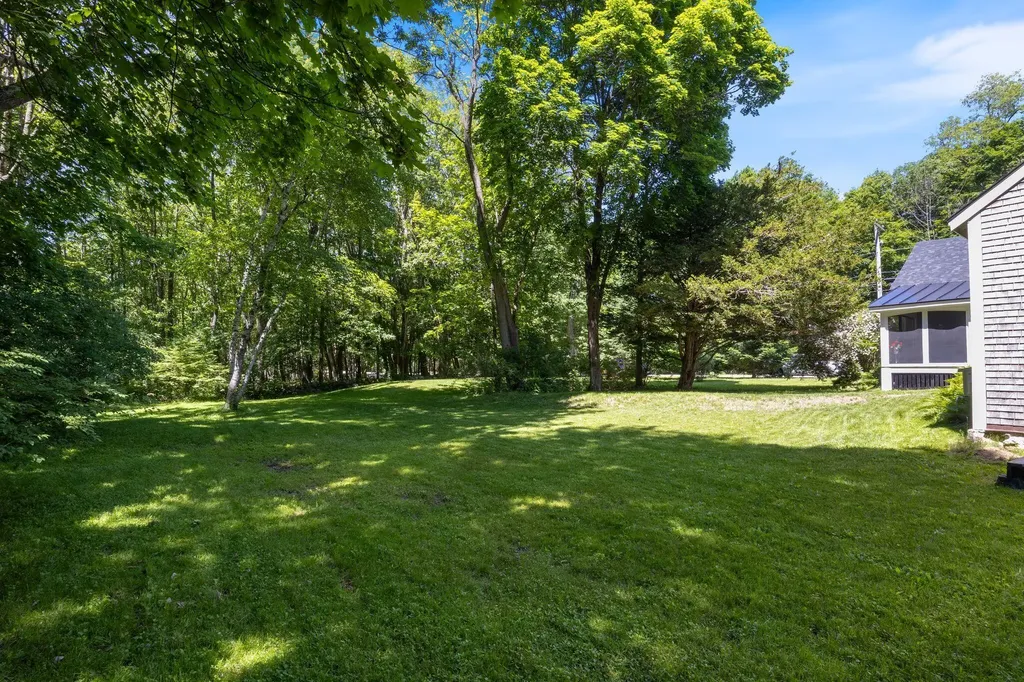 404 Blackstrap Road Falmouth ME 04105