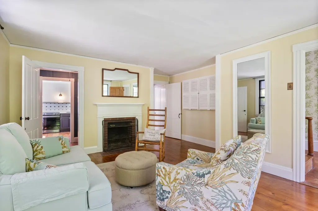 404 Blackstrap Road Falmouth ME 04105
