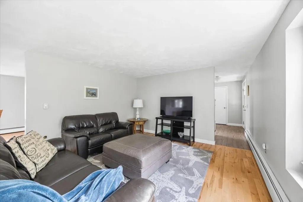 23 Partridge Lane Scarborough ME 04074