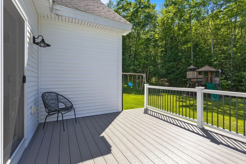16 Abbi Lane Scarborough ME 04074