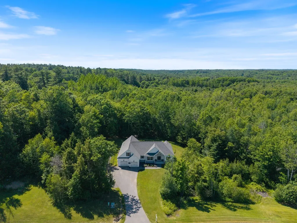 16 Abbi Lane Scarborough ME 04074