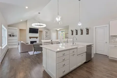16 Abbi Lane Scarborough ME 04074