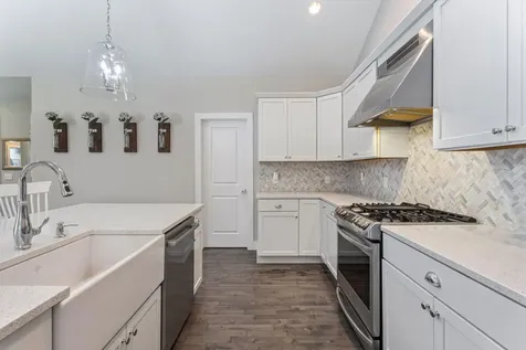 16 Abbi Lane Scarborough ME 04074
