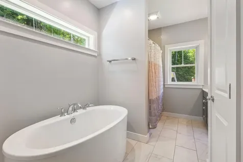 16 Abbi Lane Scarborough ME 04074