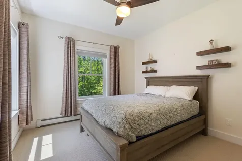 16 Abbi Lane Scarborough ME 04074