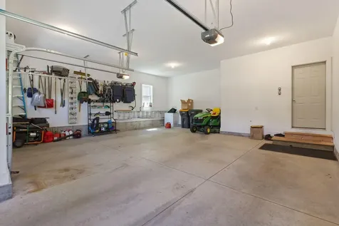 16 Abbi Lane Scarborough ME 04074