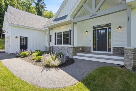 16 Abbi Lane Scarborough ME 04074