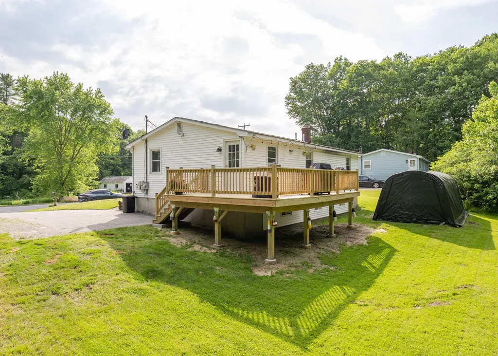 48 Edgecomb Road Lisbon ME 04252