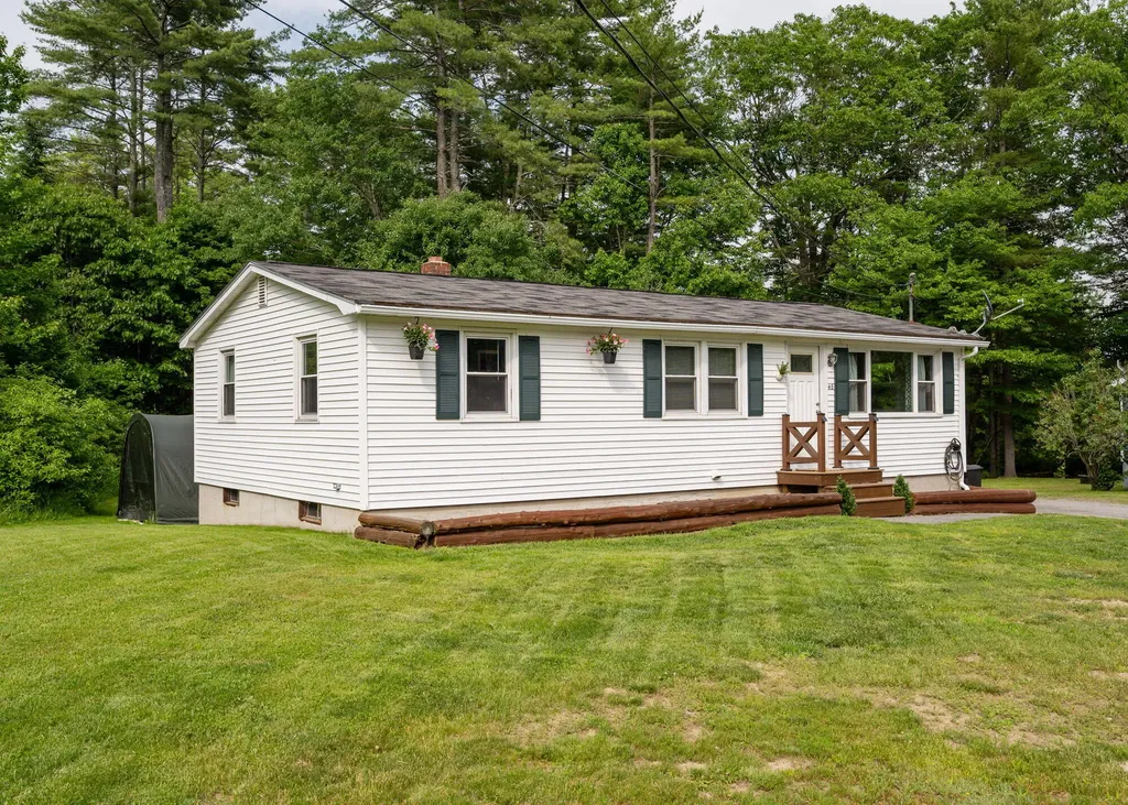 48 Edgecomb Road Lisbon ME 04252