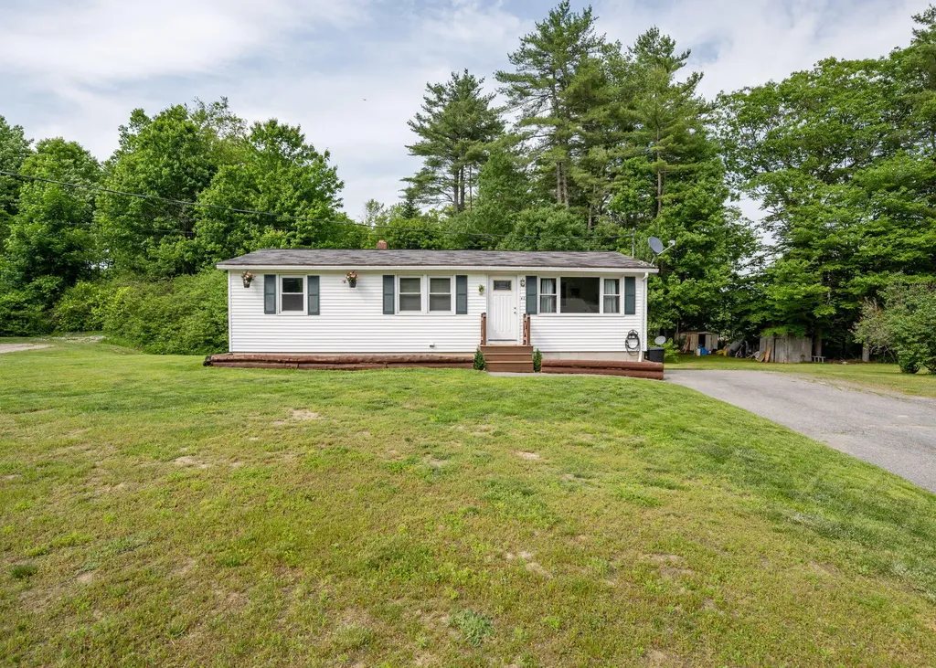 48 Edgecomb Road Lisbon ME 04252