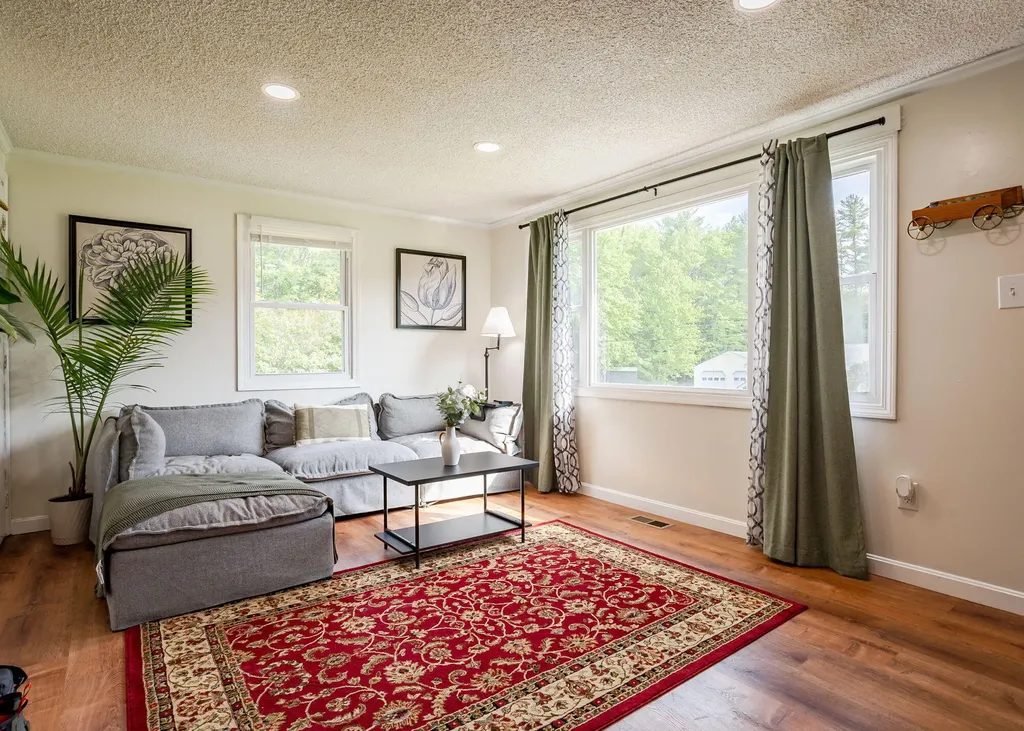 48 Edgecomb Road Lisbon ME 04252