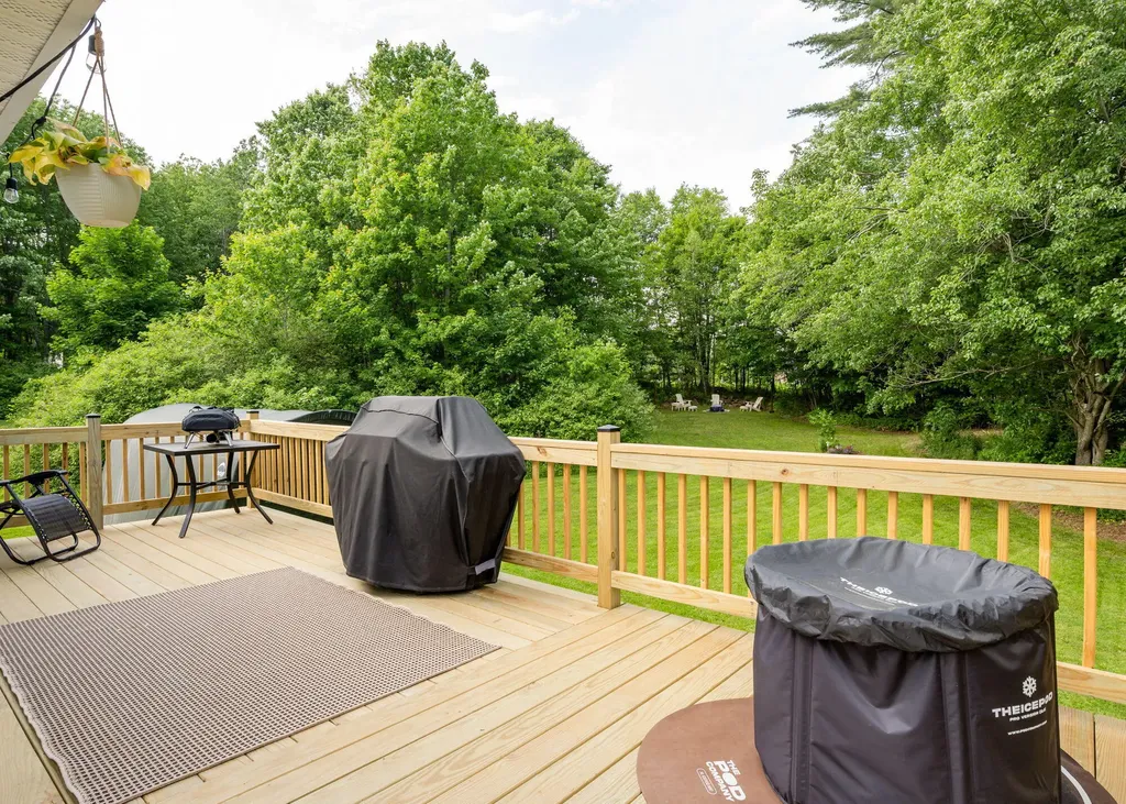 48 Edgecomb Road Lisbon ME 04252